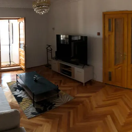 Apartament Axa Brancusi Târgu Jiu Esterno foto